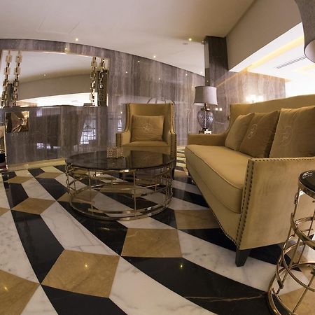 ลูมิเยร์ เดเซตวล Hotel Kuwait City ภายนอก รูปภาพ