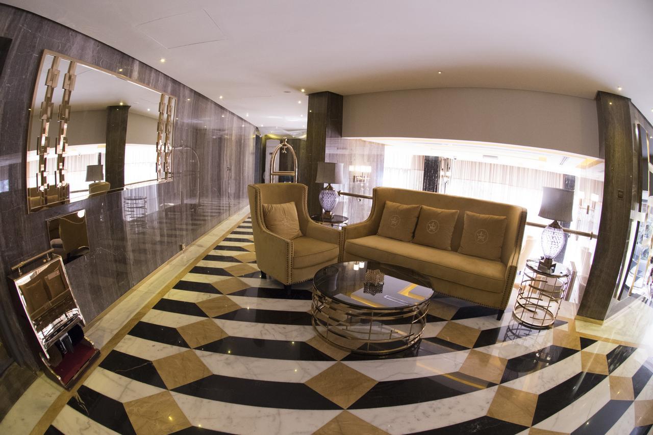 ลูมิเยร์ เดเซตวล Hotel Kuwait City ภายนอก รูปภาพ